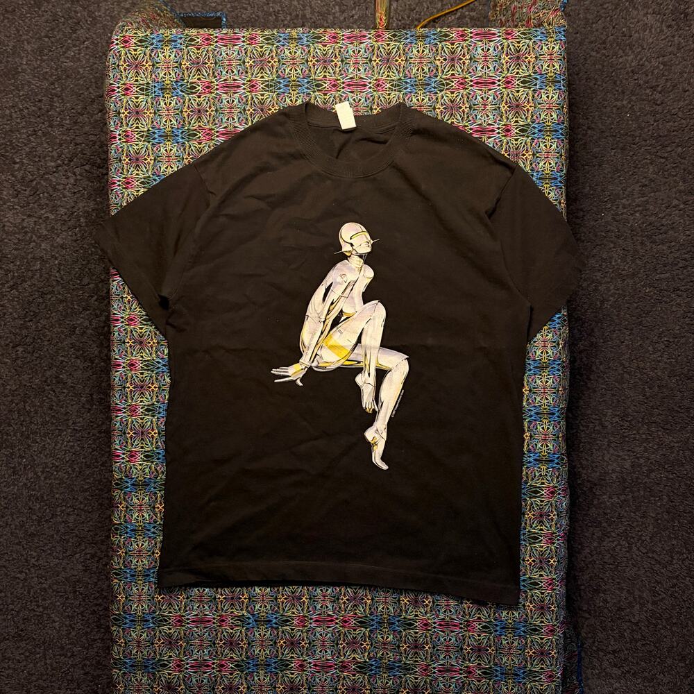 Hajime Sorayama Style Graphic Black XL